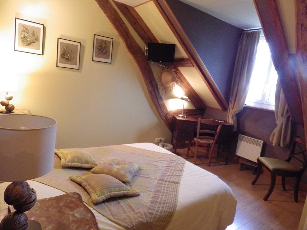 Ferme Clatot Hotell Les Trois Pierres Eksteriør bilde